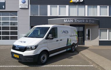 2.140 GB FWD Automaat