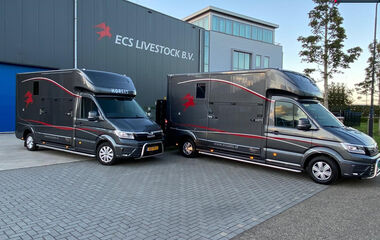 3.180 Paardentrailer Automaat