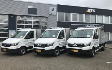 3 x TGE  3.180 Chassis Cabine 4x4 Kipper Handgeschakeld