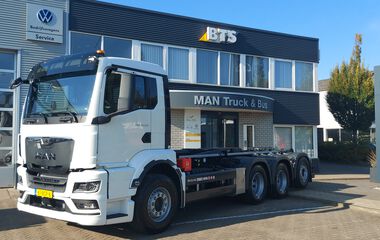 TGS 35.510 8x4-4 BL CH